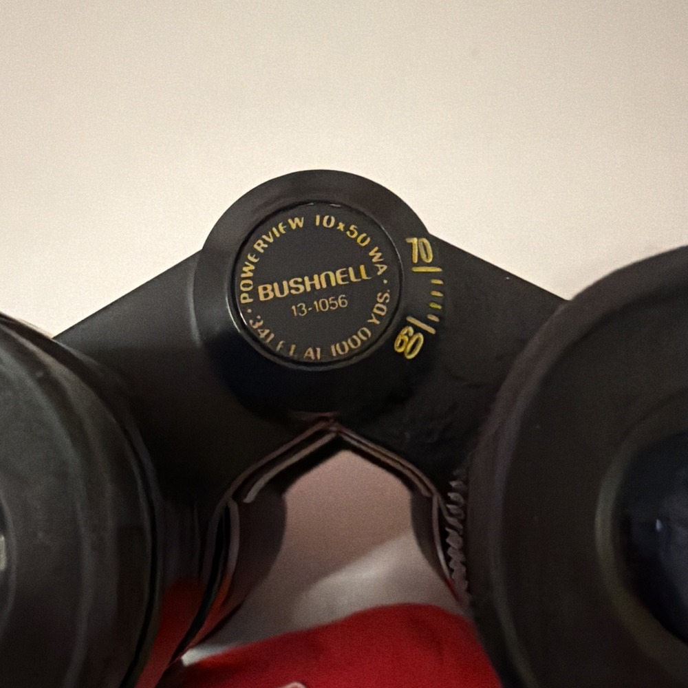 Bushnell PowerView 13-1056 Wide Angle Binoculars Black 10x50 341ft at 1000yds - Picture 6 of 11